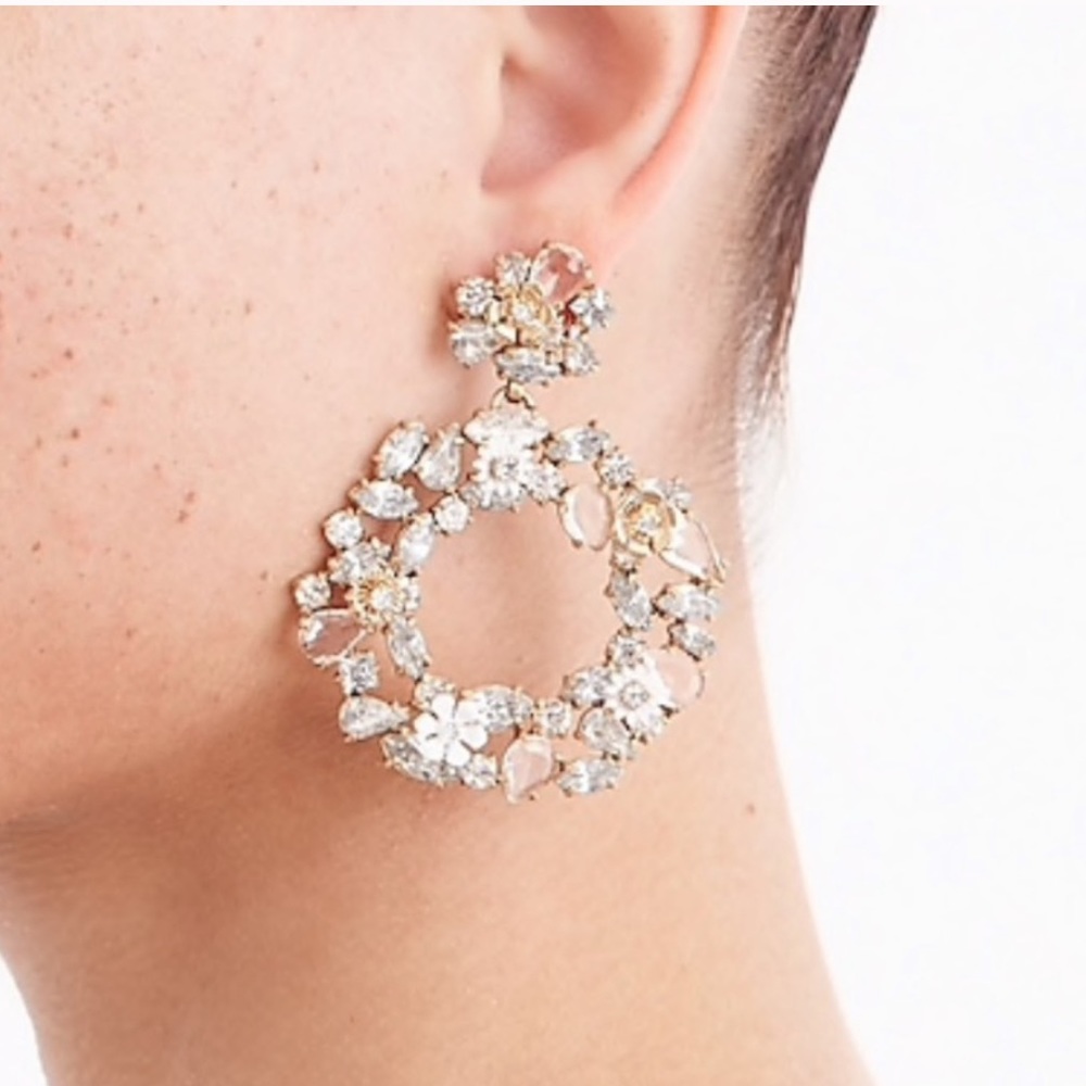 🌱 J. Crew crystal wreath earrings - Picture 3 of 8